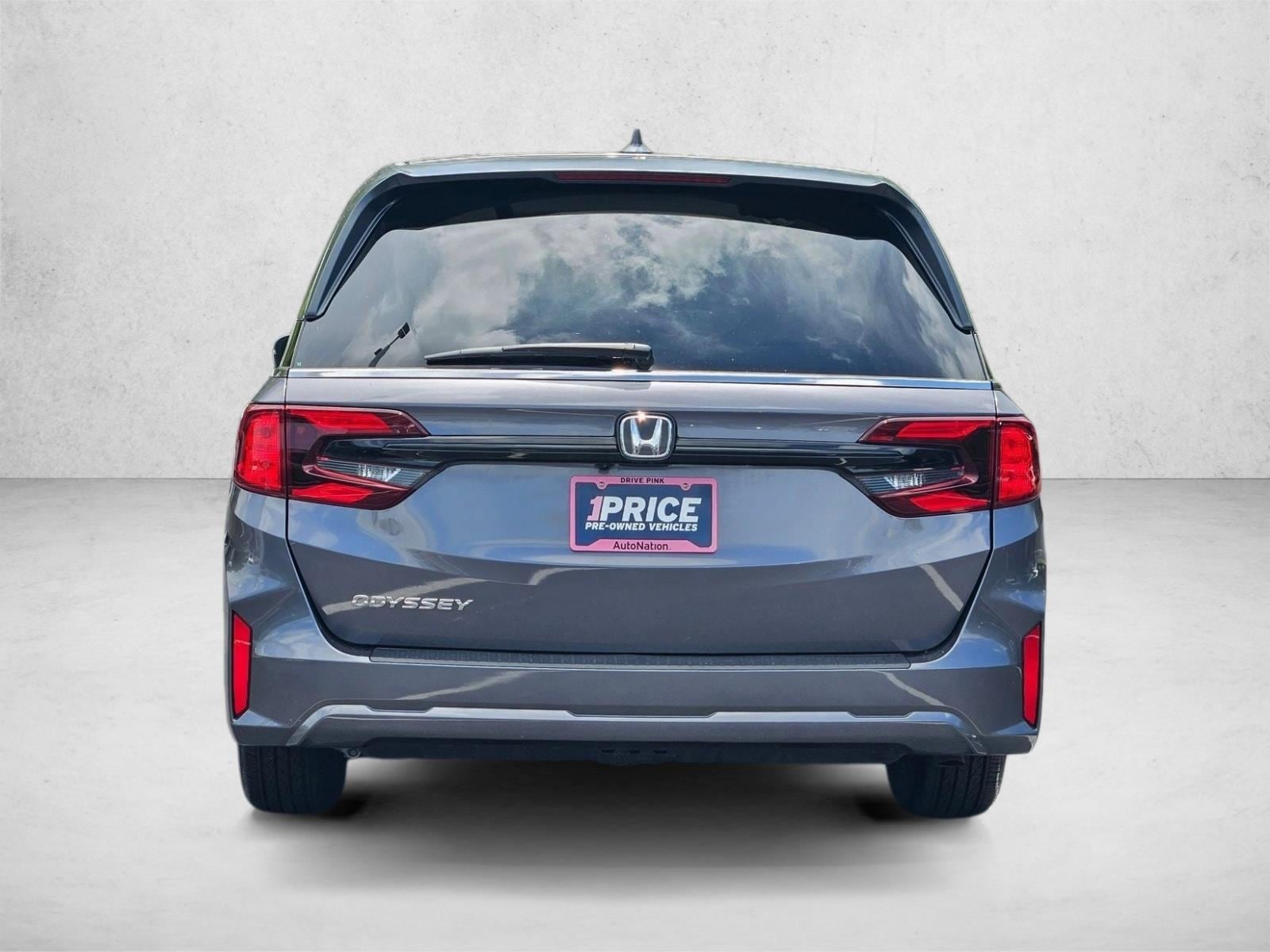 2026 Honda Odyssey EX-L - Photo 7