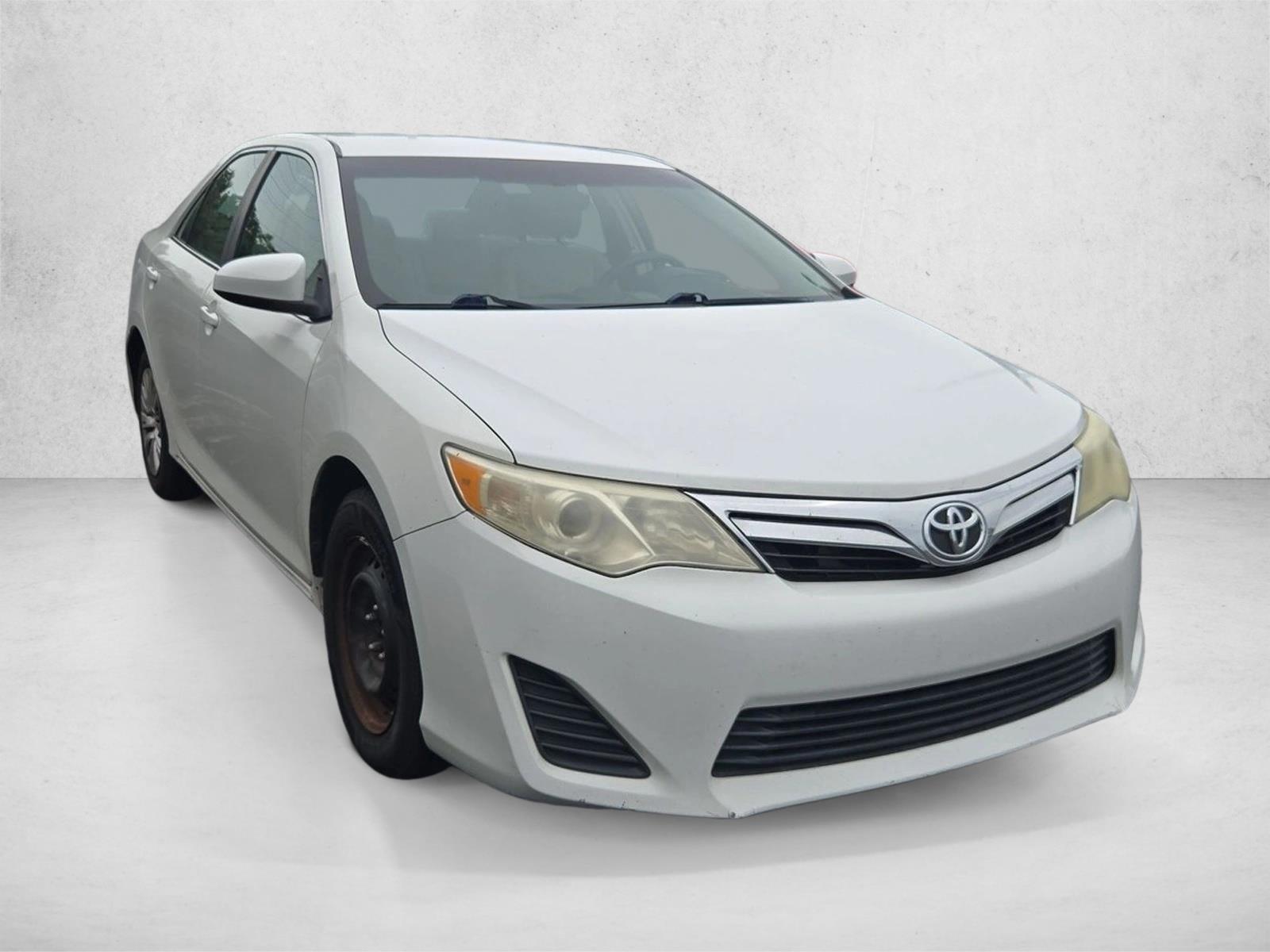 Used 2014 Toyota Camry LE Sedan