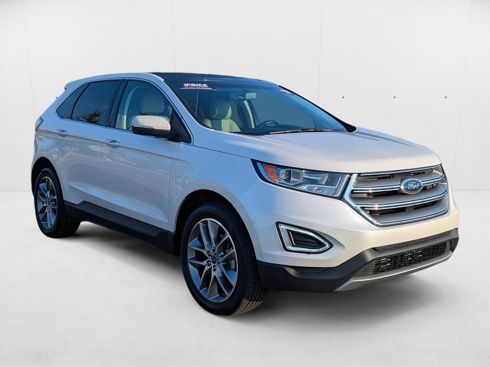 2017 Ford Edge Titanium photo 3