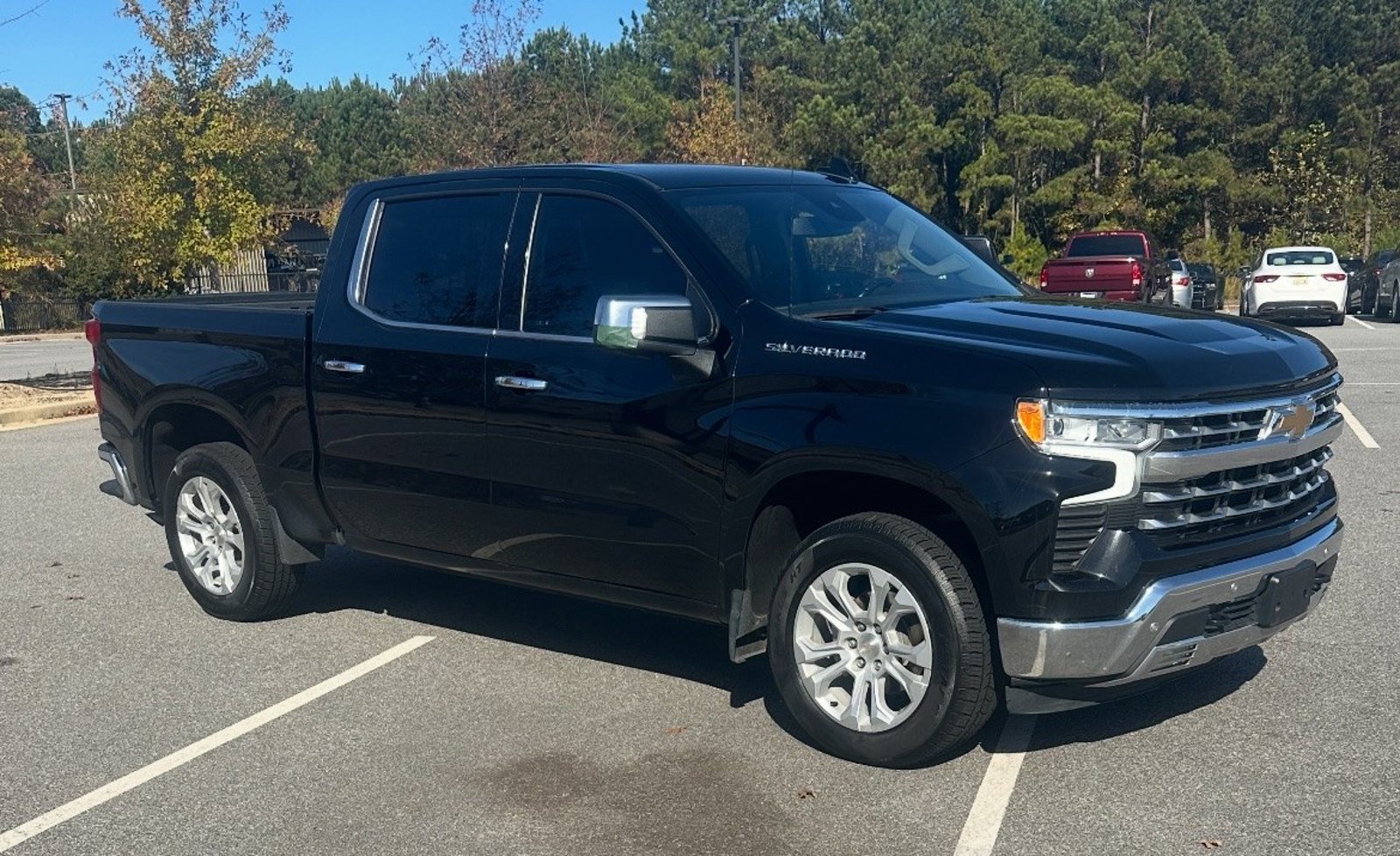 2023 Chevrolet Silverado 1500 LTZ photo 4
