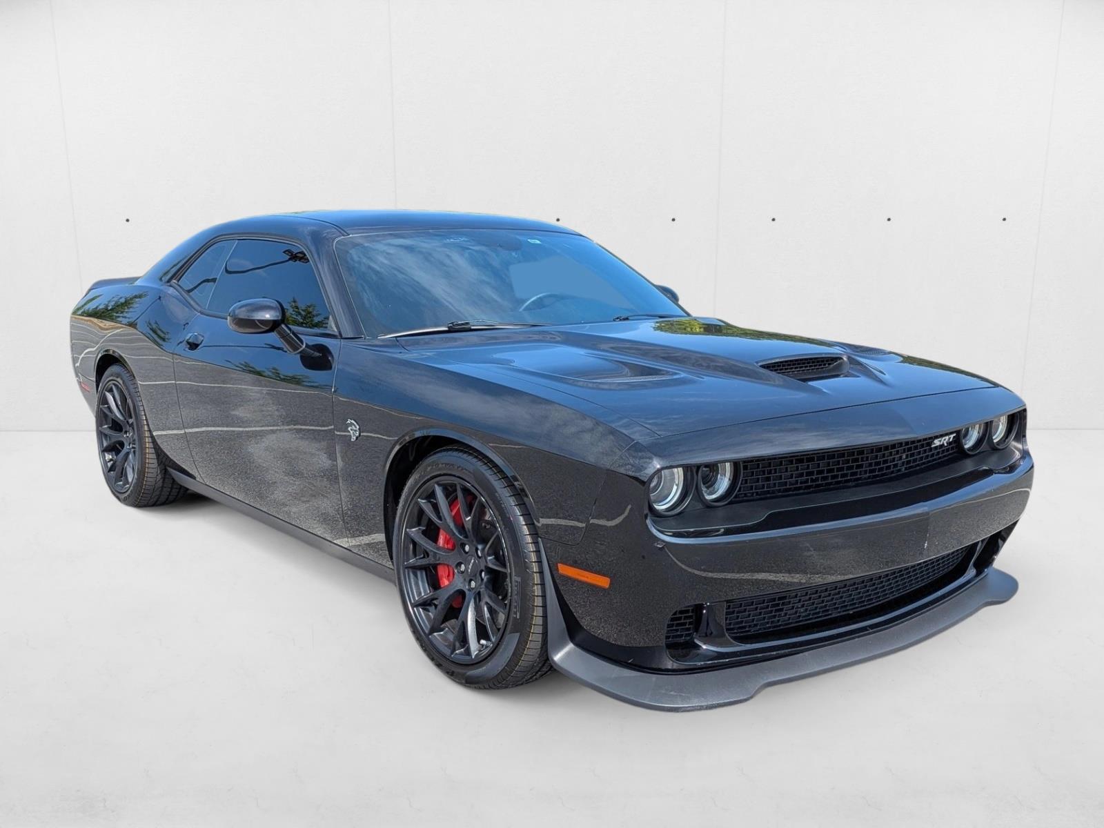 2015 Dodge Challenger SRT8 Hellcat photo 3