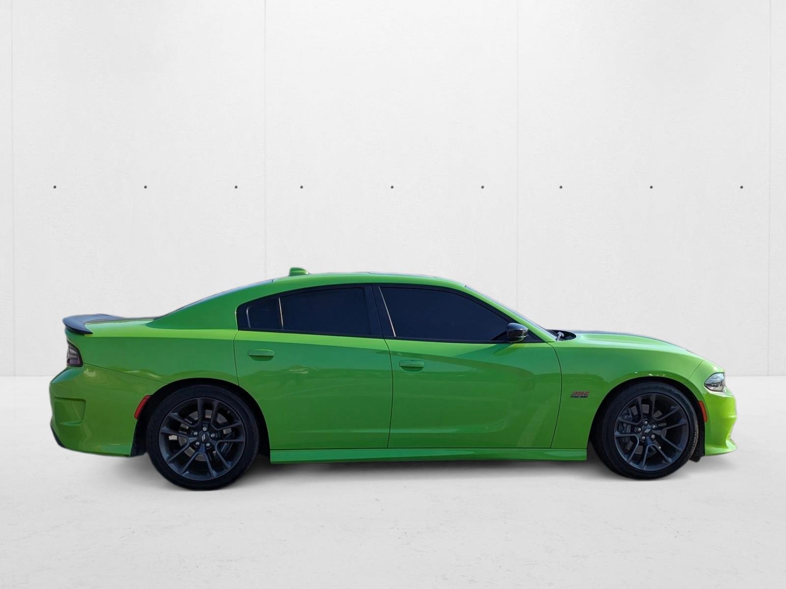 2023 Dodge Charger Scat Pack photo 3
