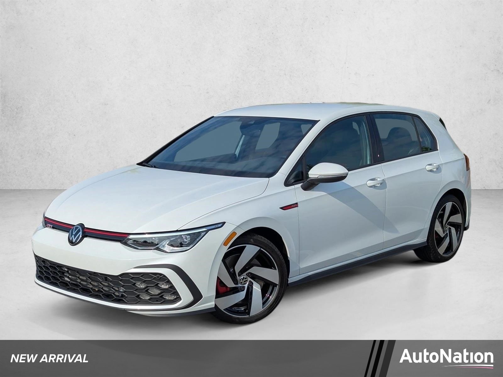 2024 Volkswagen Golf GTI 2.0T S 4-door DSG's photo