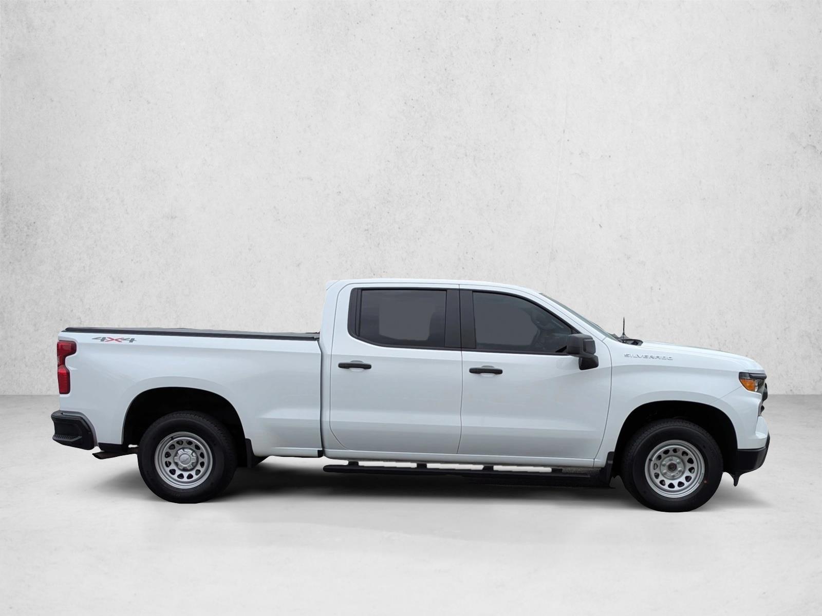 2024 Chevrolet Silverado 1500 Work Truck photo 3