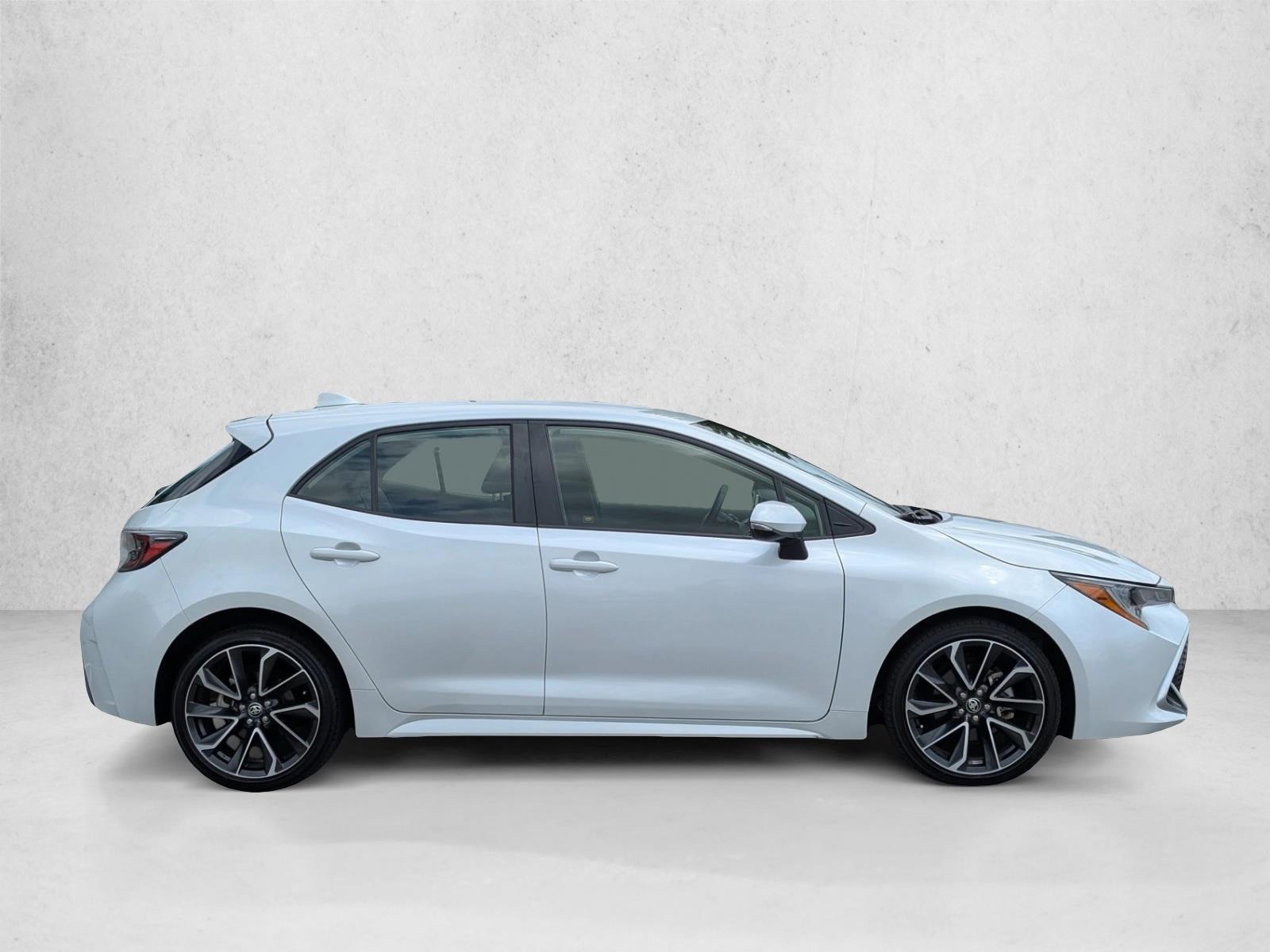 2021 Toyota Corolla XSE photo 4