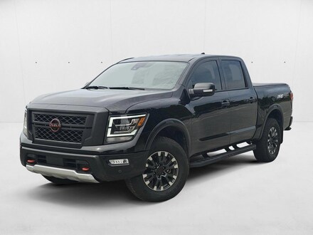 2024 Nissan Titan PRO-4X Truck Crew Cab