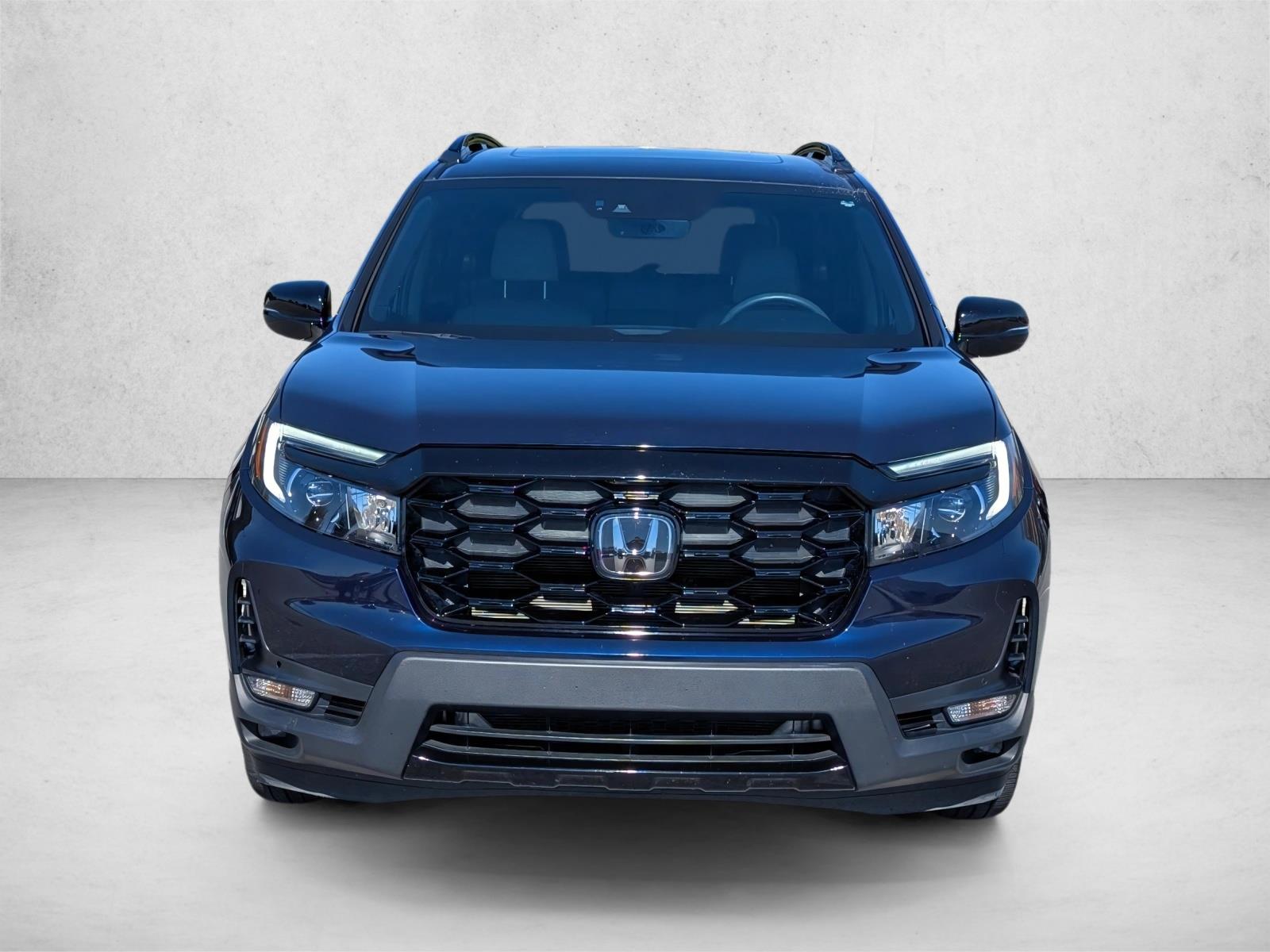 2022 Honda Passport Elite photo 2