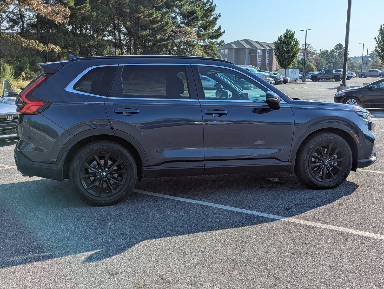 2024 Honda CR-V Hybrid Sport-L photo 4