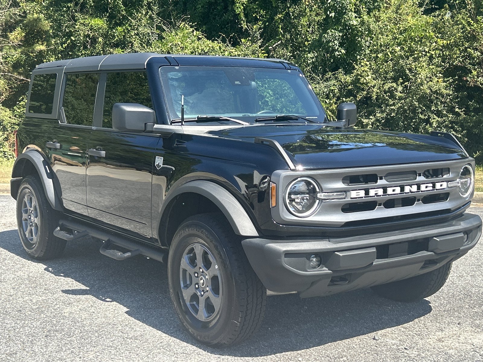 2024 Ford Bronco Big Bend photo 3