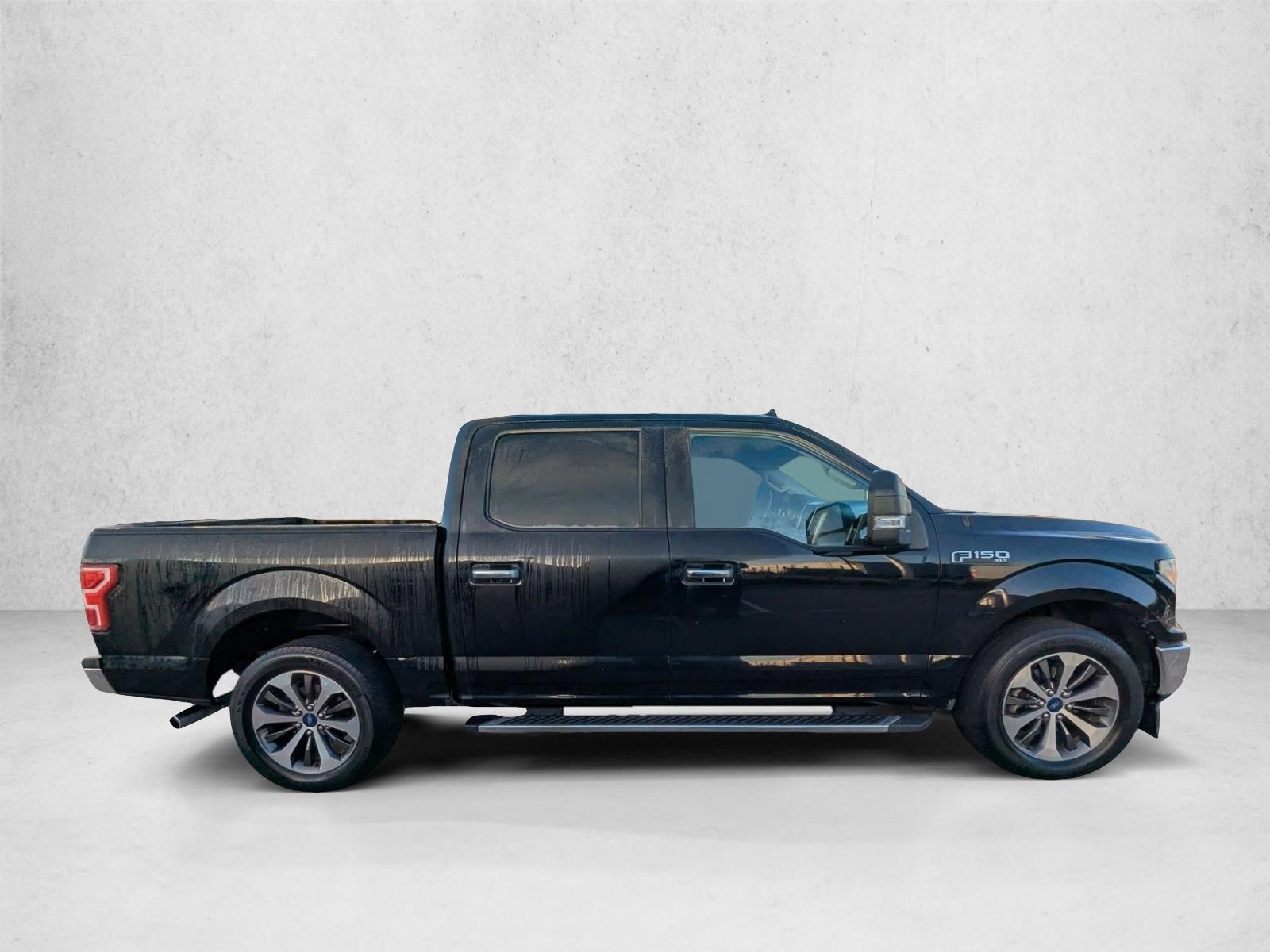 2018 Ford F-150 XLT photo 4