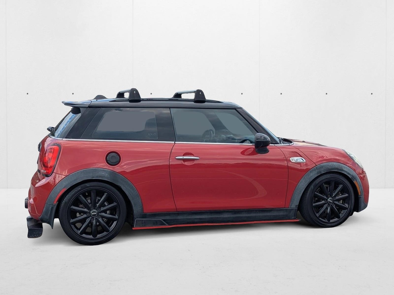 2017 Mini Cooper 2 Door Hardtop S photo 4