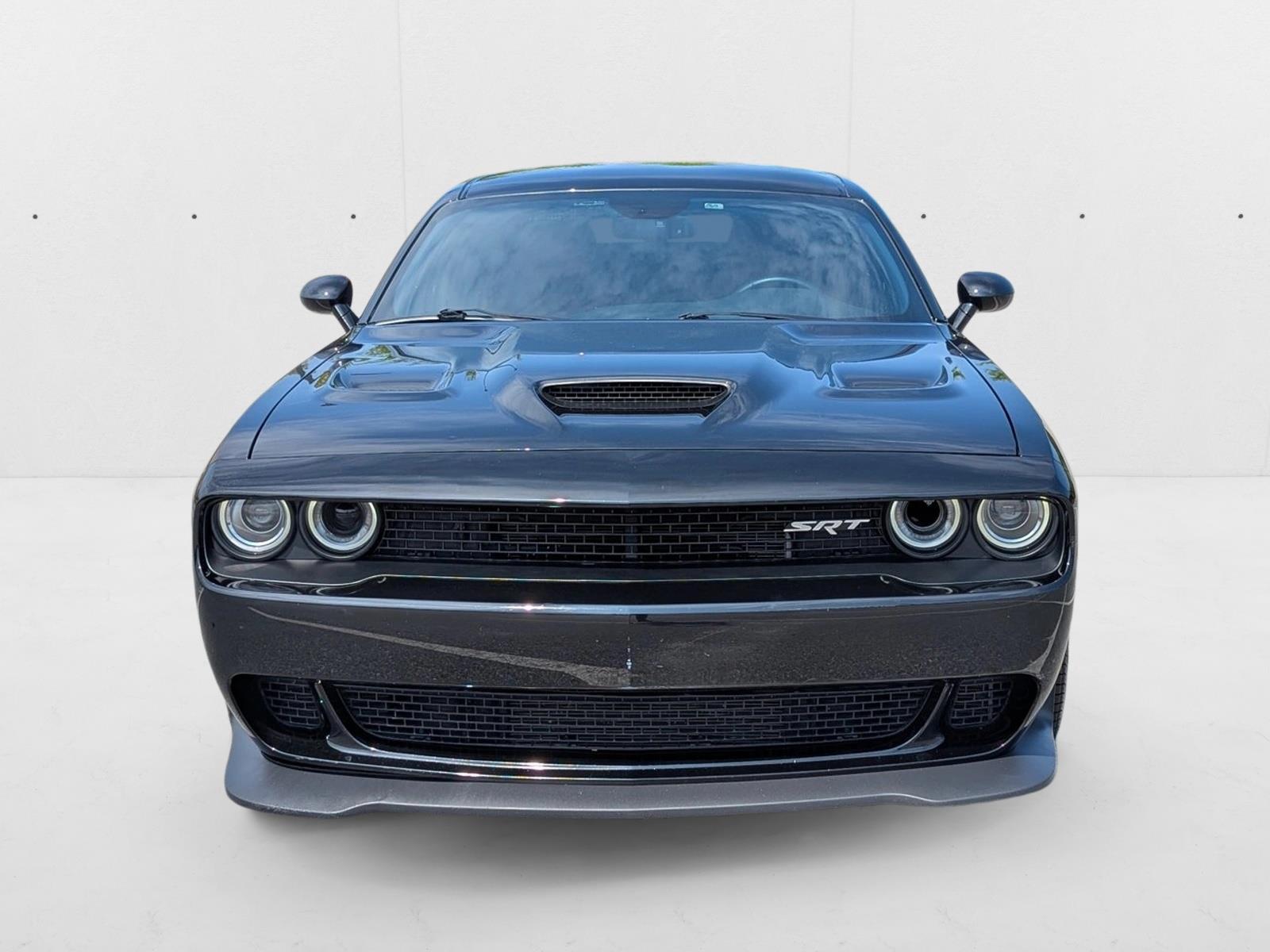2015 Dodge Challenger SRT8 Hellcat photo 2