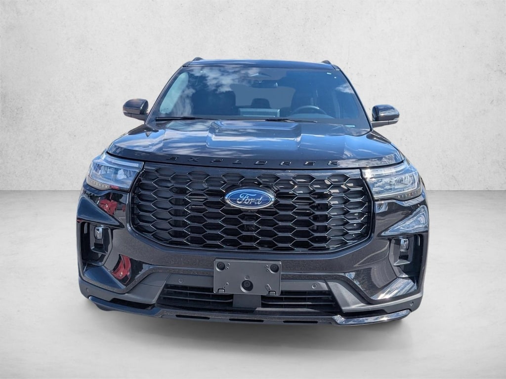 Used 2025 Ford Explorer ST-Line SUV