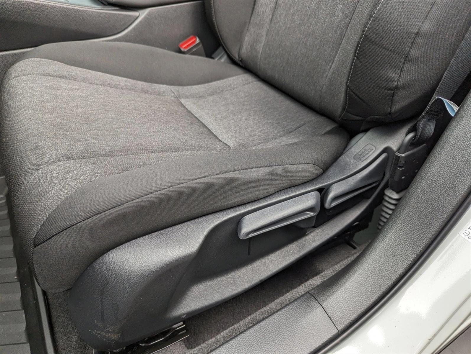 2024 Honda Accord LX photo 4