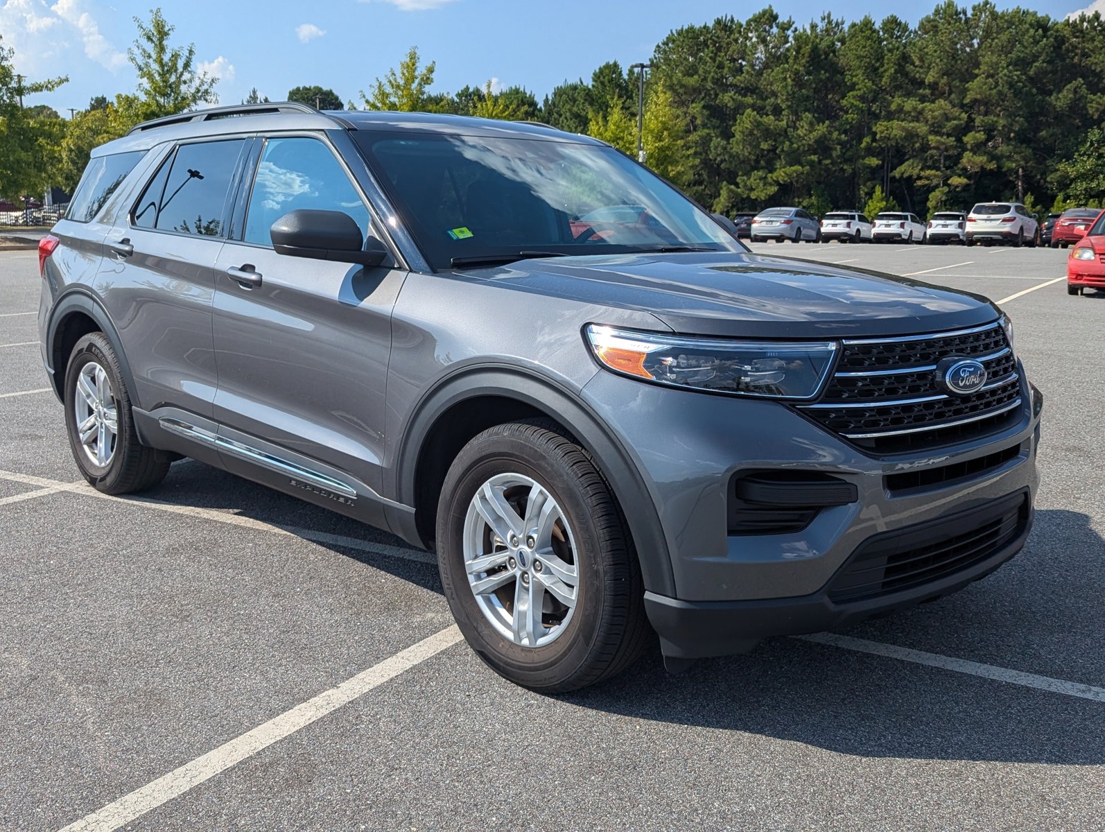 2024 Ford Explorer XLT photo 3