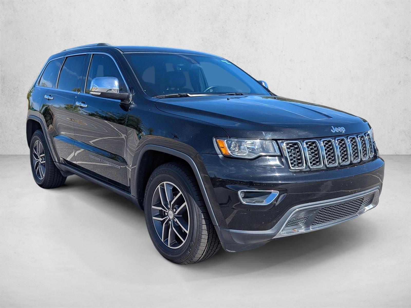2018 Jeep Grand Cherokee Limited photo 3