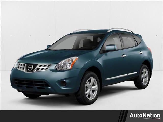 2013 Nissan Rogue SV FWD's photo