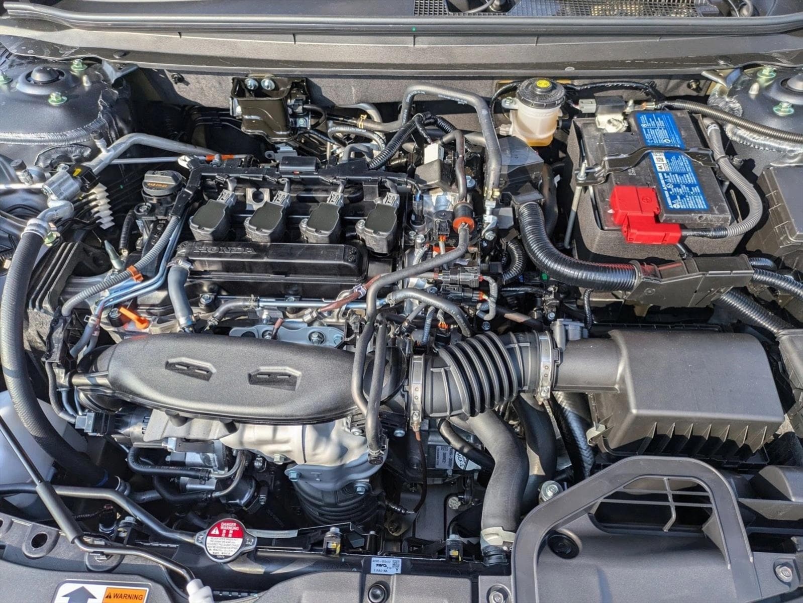 2025 Honda Accord SE - Photo 16