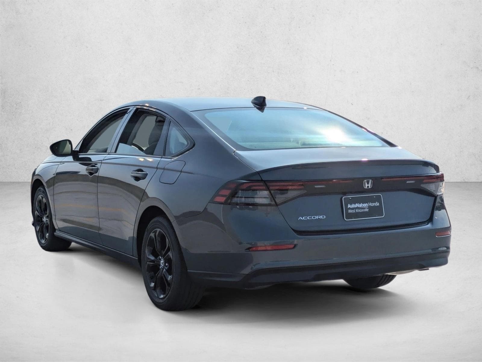 2025 Honda Accord SE - Photo 8