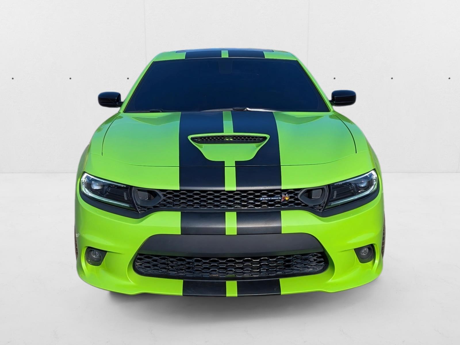 2023 Dodge Charger Scat Pack photo 2