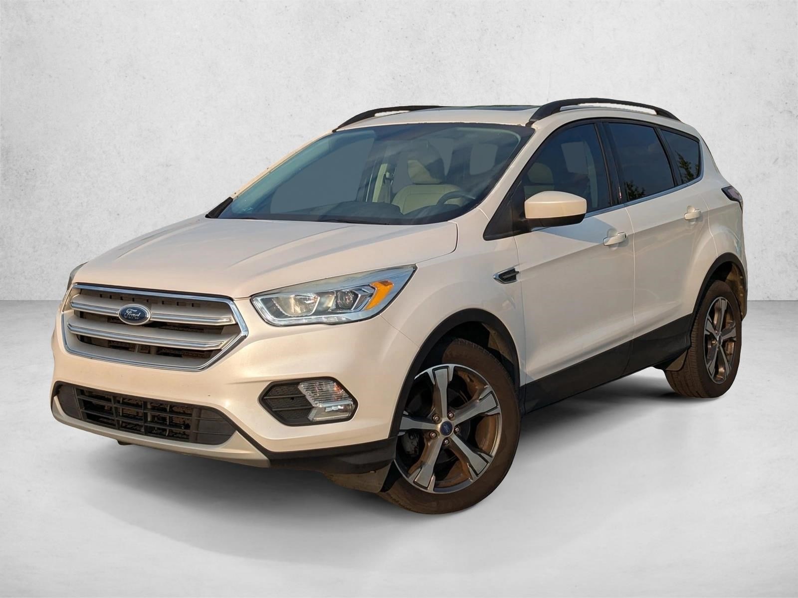 2018 Ford Escape SEL's photo