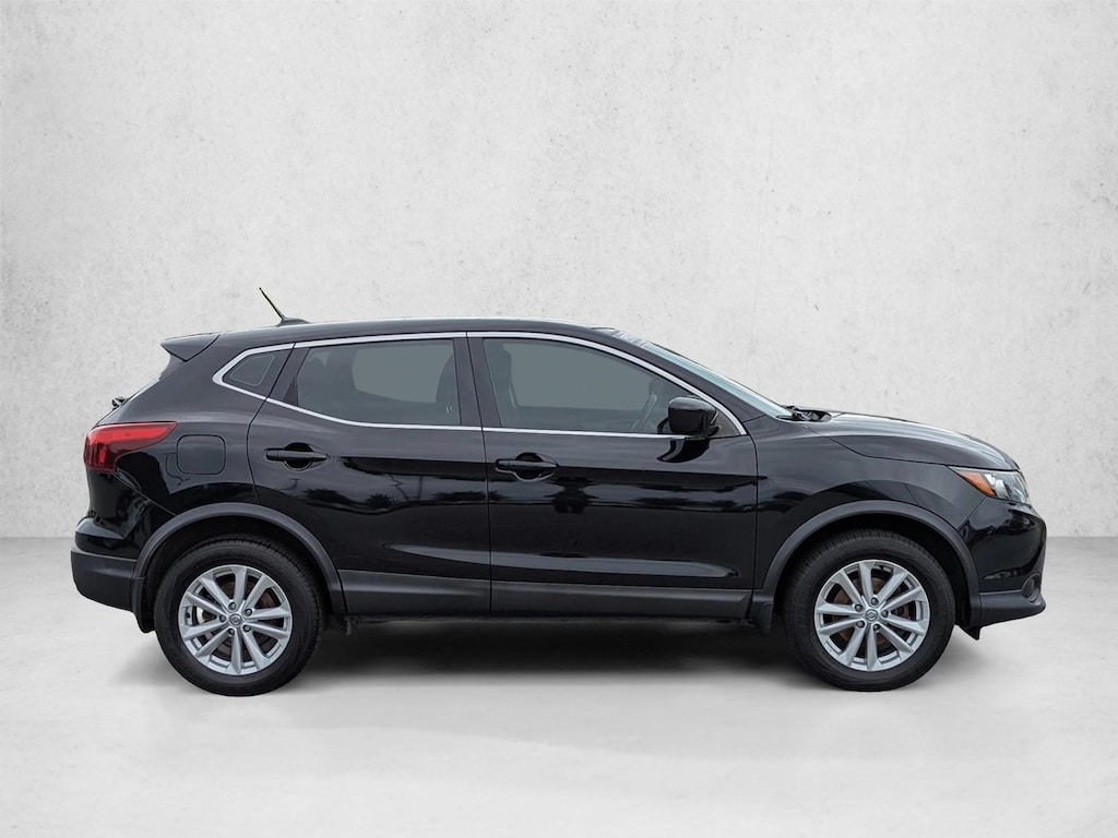 Used 2018 Nissan Rogue Sport S SUV