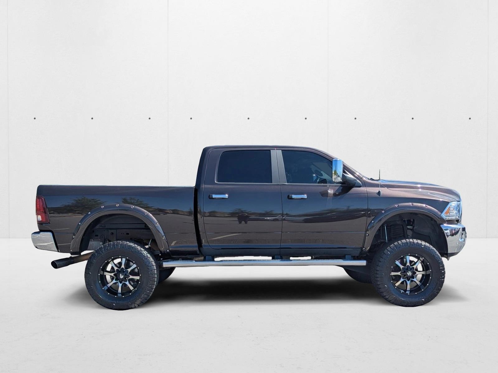2017 Ram 2500 Laramie photo 4