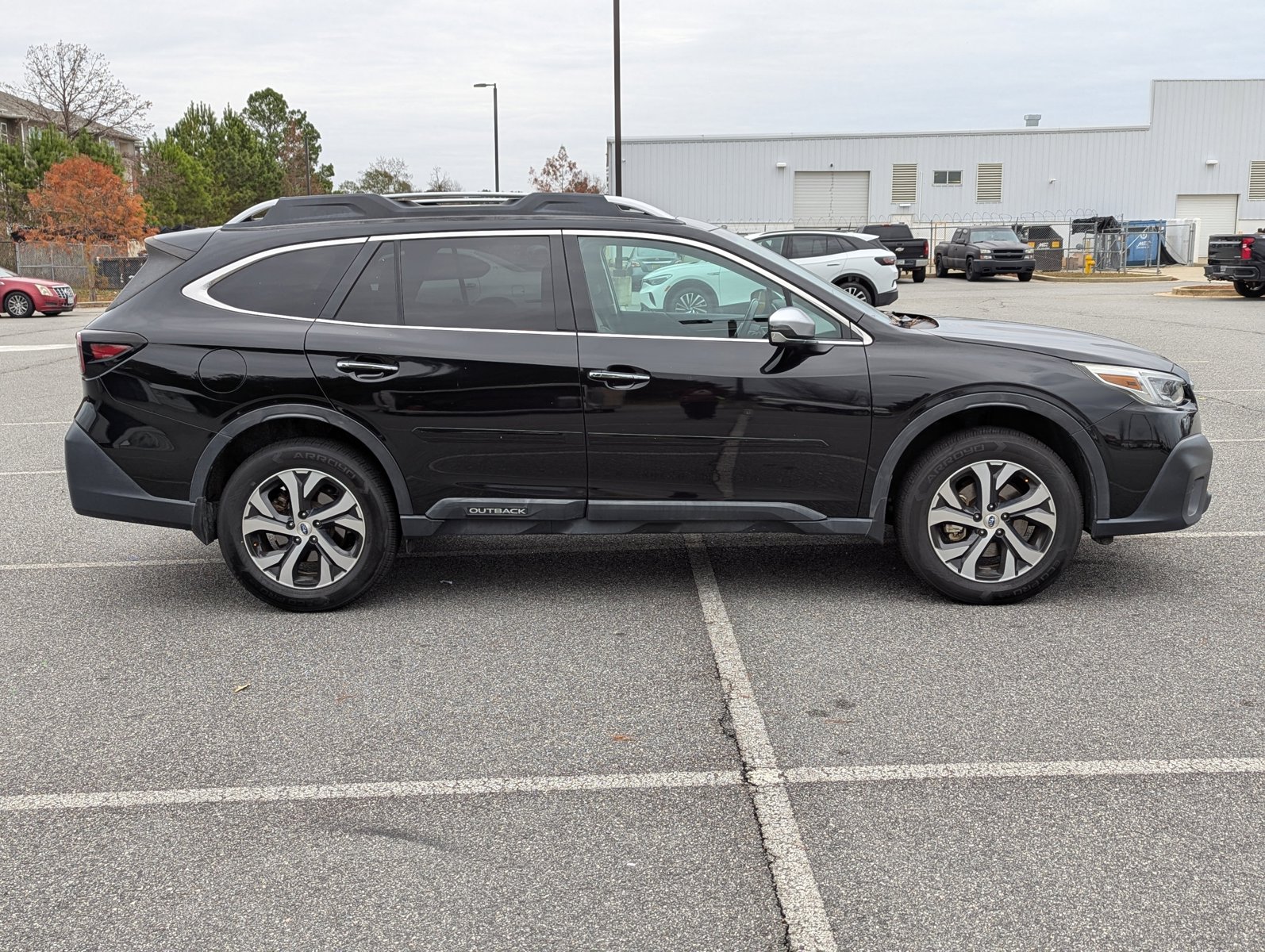 2021 Subaru Outback Touring photo 4