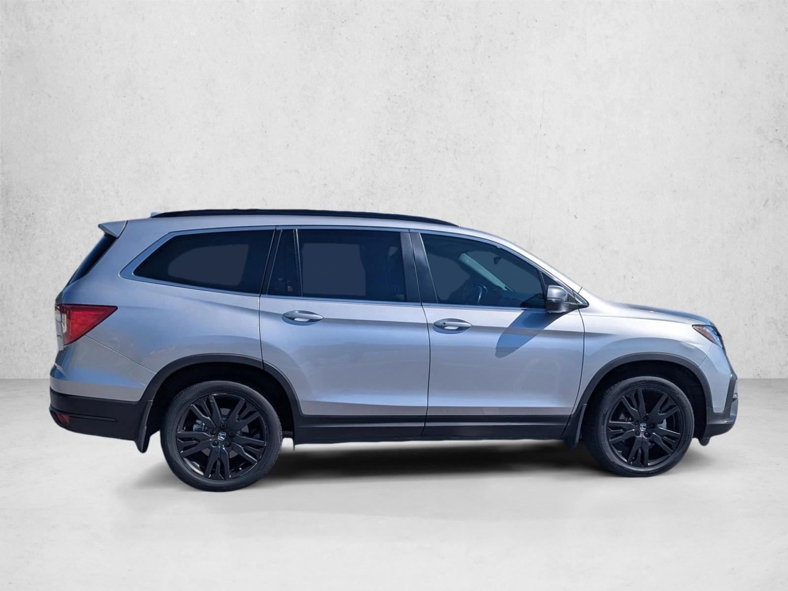 2021 Honda Pilot Special Edition photo 4