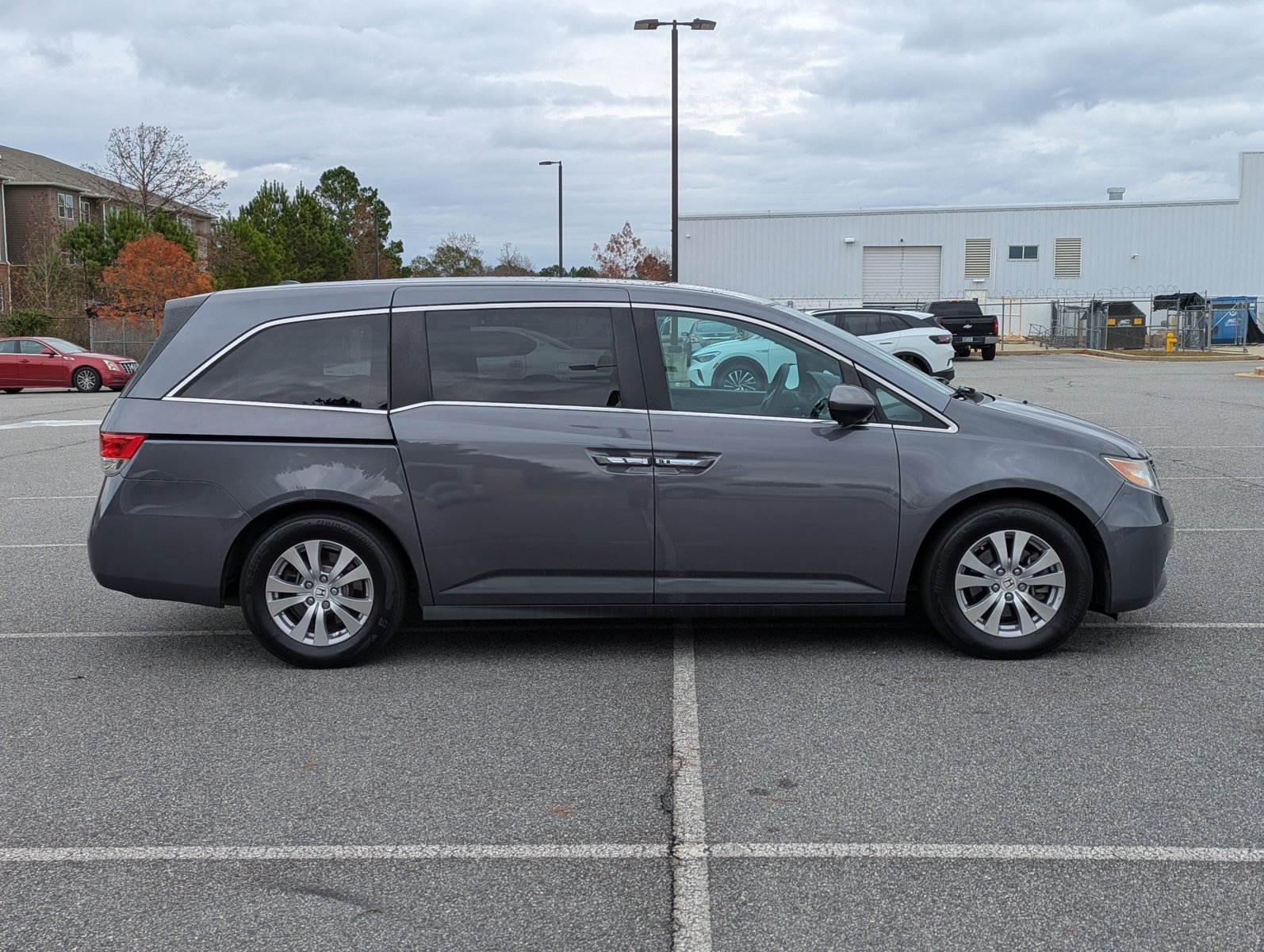 2016 Honda Odyssey SE photo 4