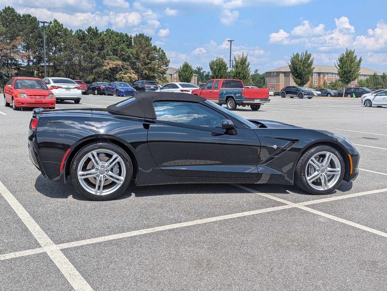 2017 Chevrolet Corvette Stingray Convertible 1LT photo 4