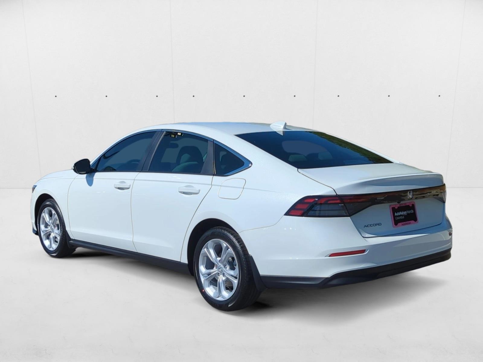 2024 Honda Accord LX photo 4