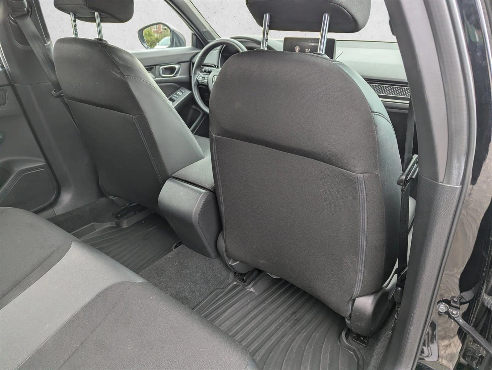 2026 Honda Civic Hatchback Sport - Photo 28