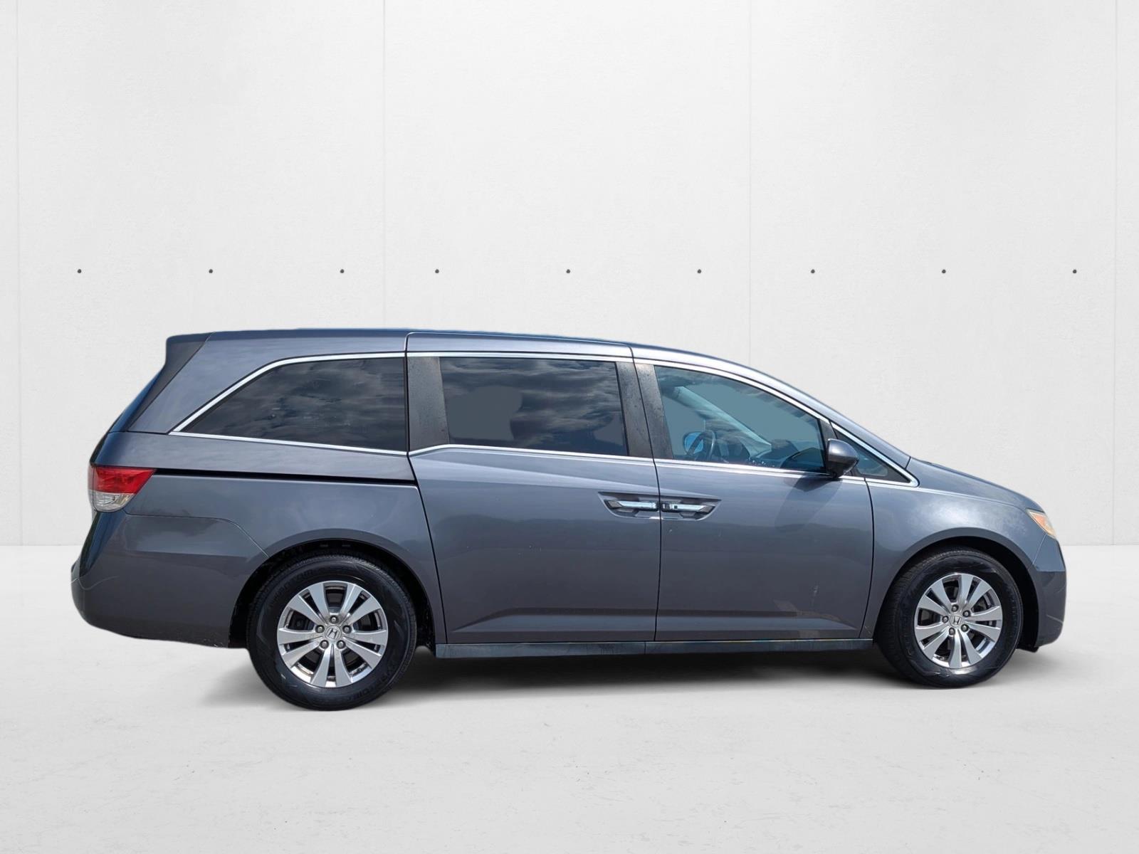 2016 Honda Odyssey EX-L photo 4