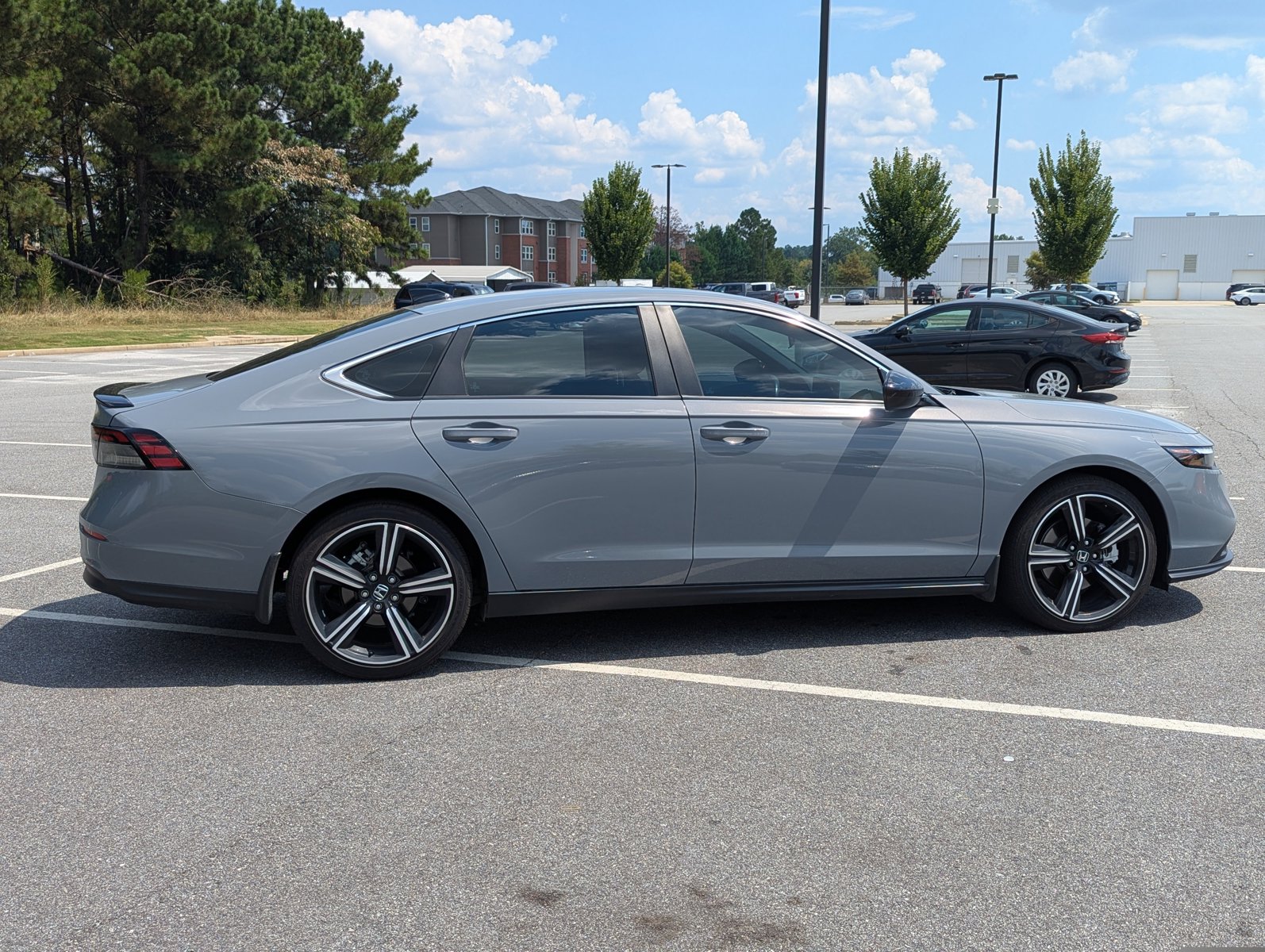2023 Honda Accord Hybrid Sport photo 4