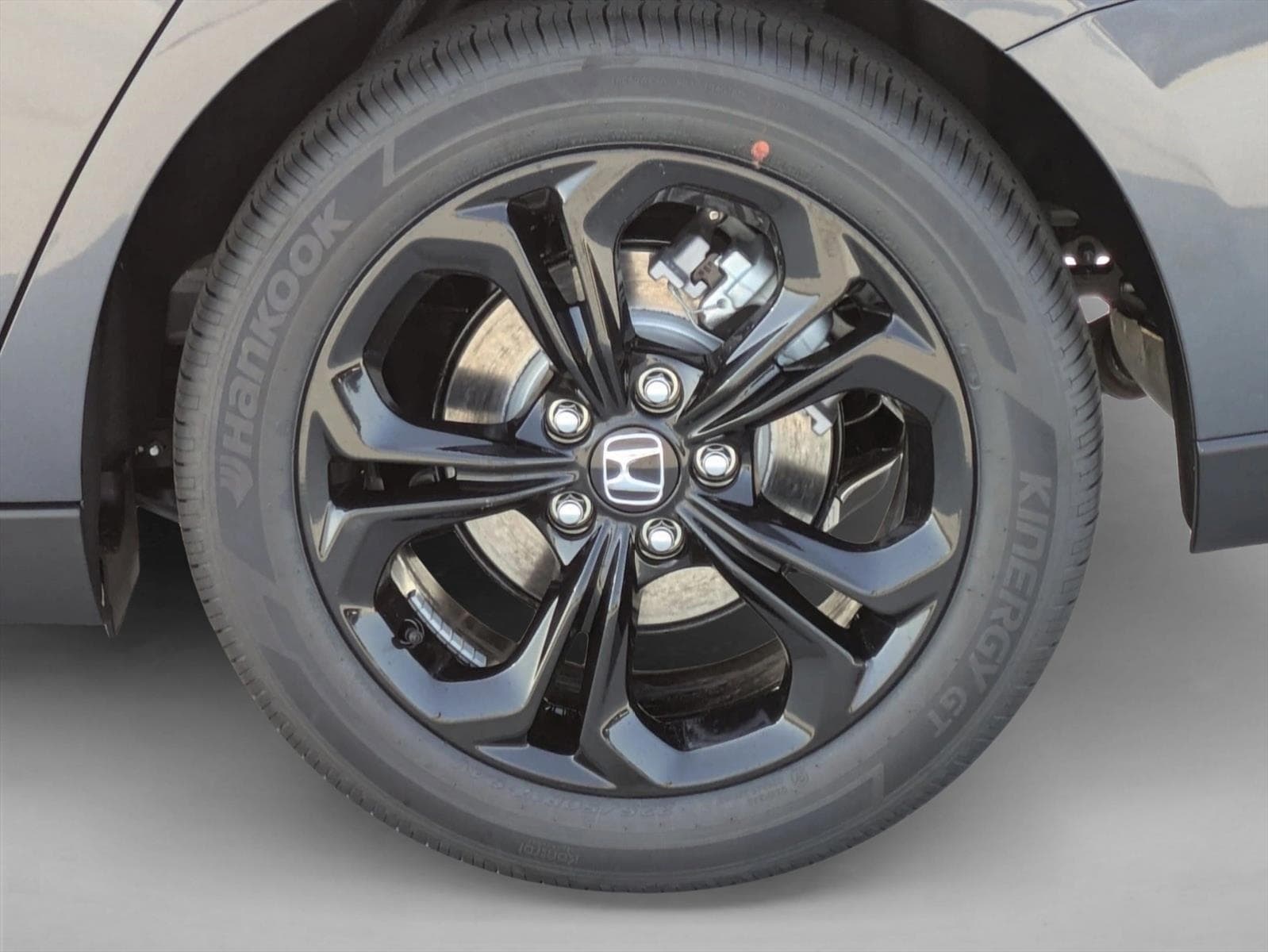 2025 Honda Accord SE - Photo 9