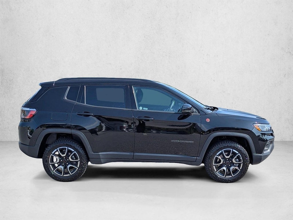 Used 2026 Jeep Compass Trailhawk SUV