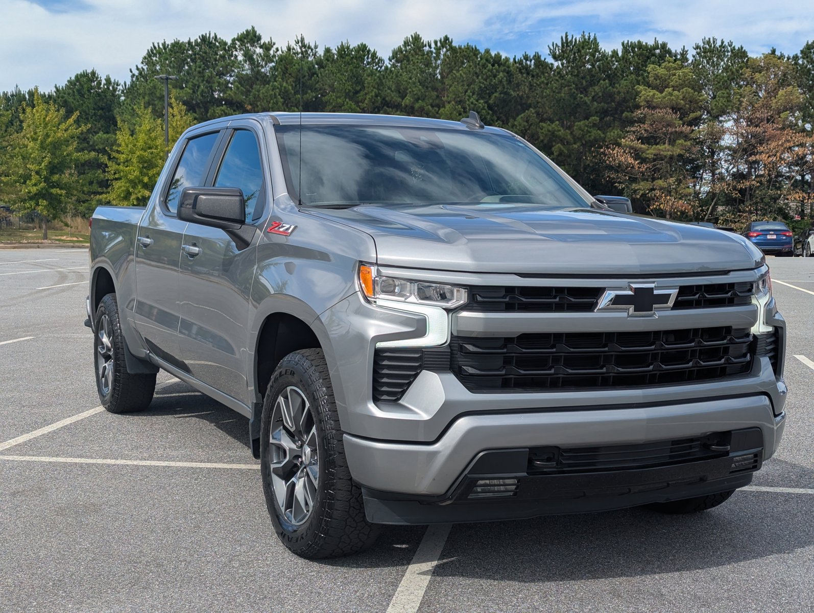 2023 Chevrolet Silverado 1500 RST photo 3