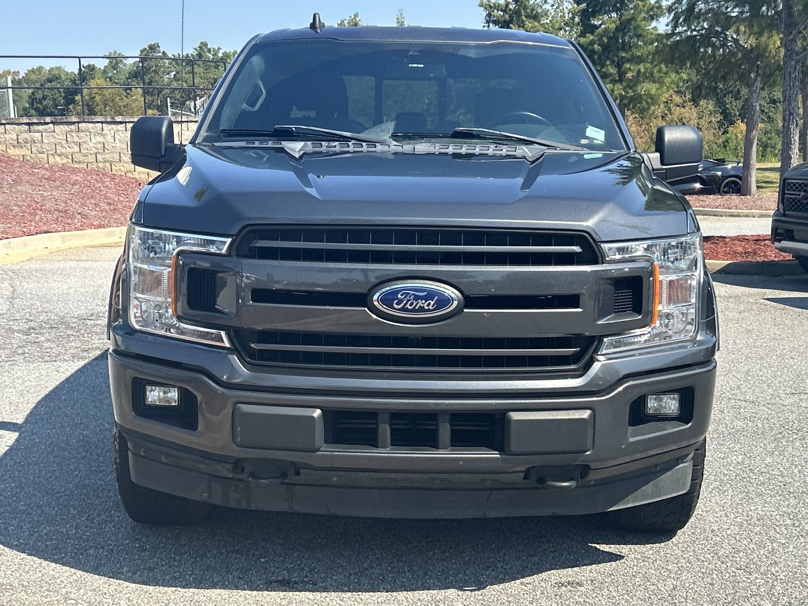 2019 Ford F-150 XLT photo 2