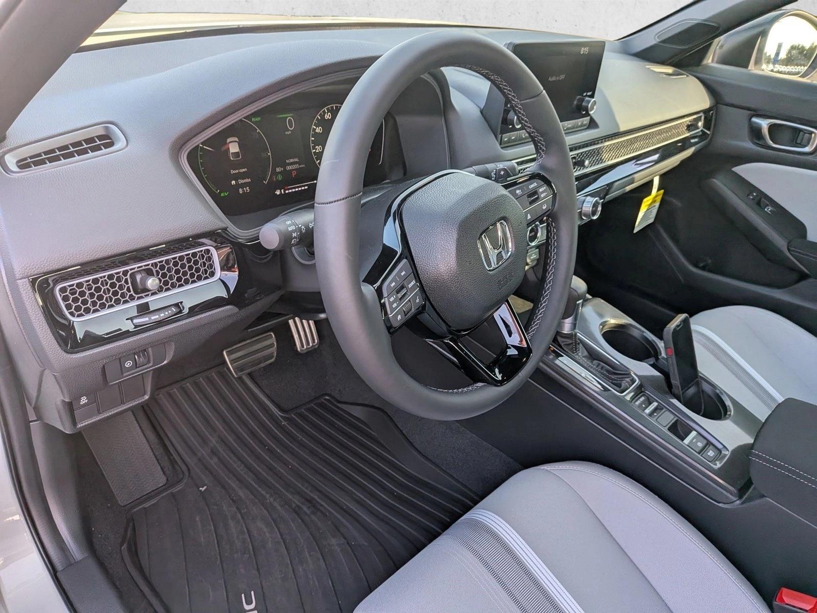 2025 Honda Civic Hatchback Hybrid Sport photo 3