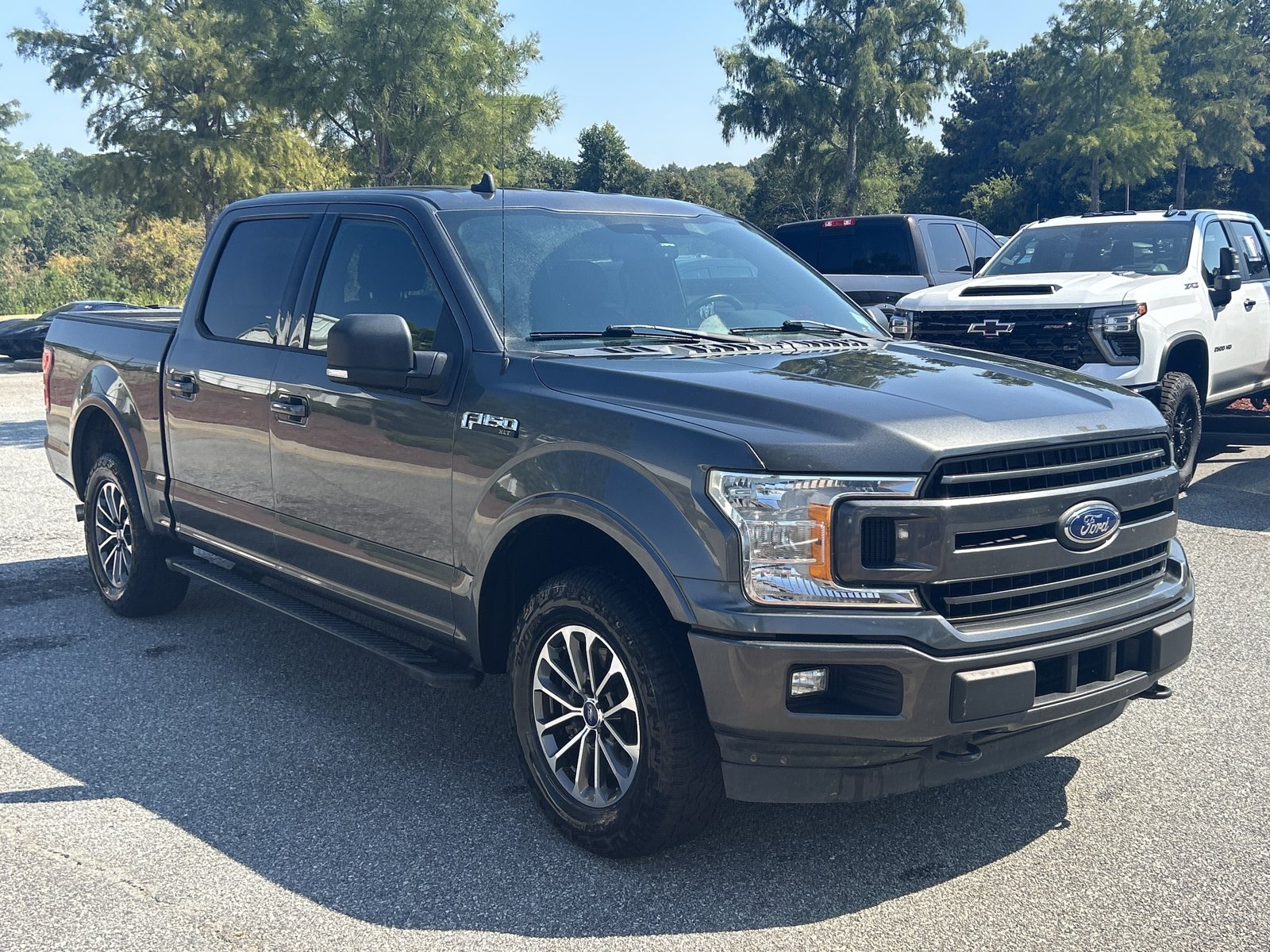 2019 Ford F-150 XLT photo 3