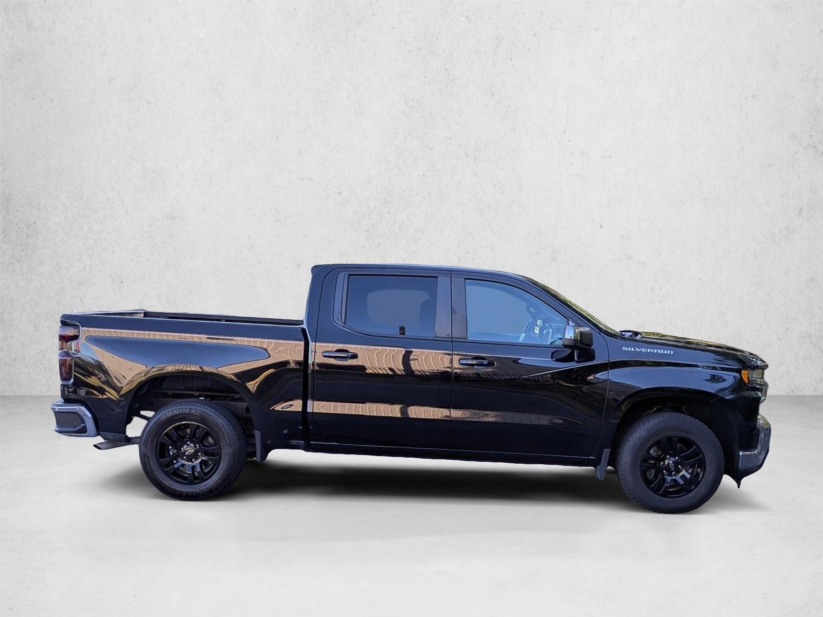 2019 Chevrolet Silverado 1500 LT photo 4