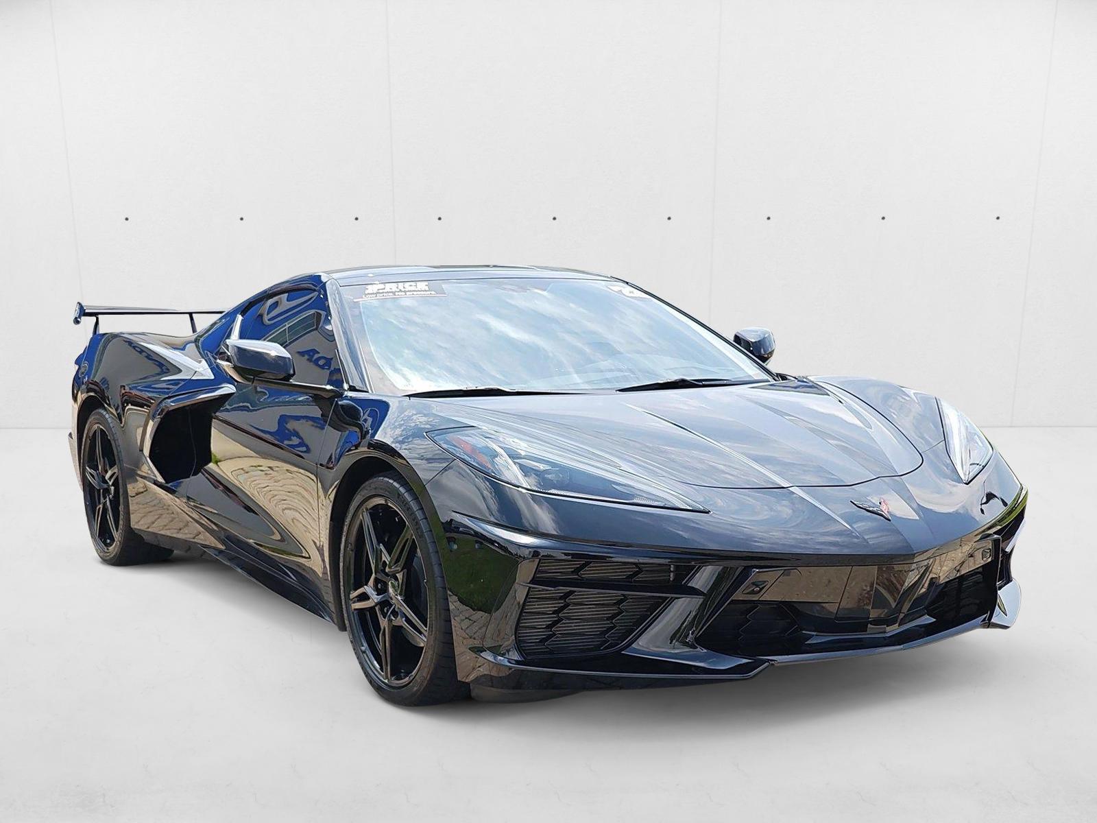 2022 Chevrolet Corvette Stingray 2LT Coupe photo 3