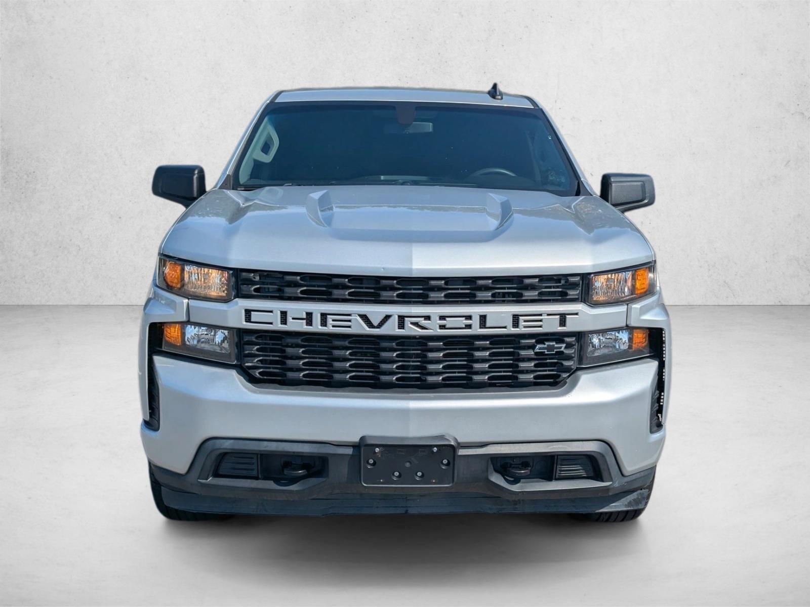 2019 Chevrolet Silverado 1500 Custom photo 2