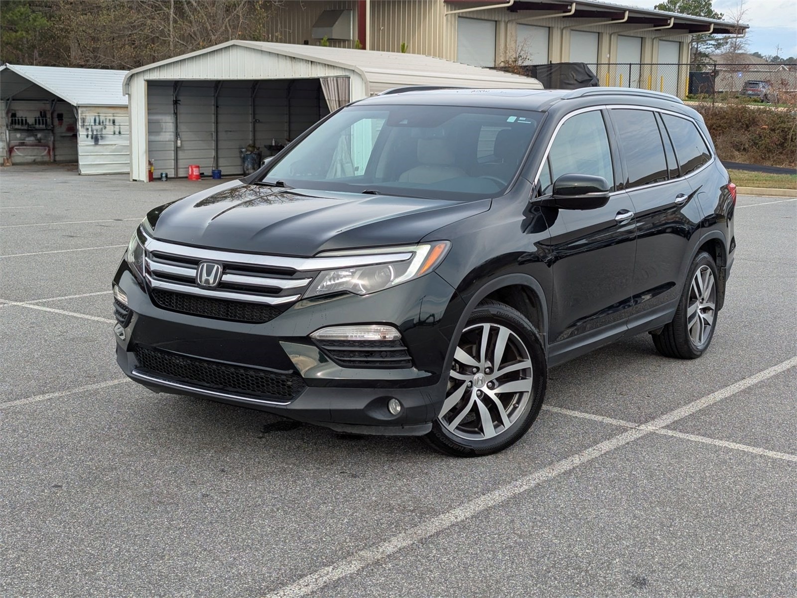 2016 Honda Pilot Touring's photo