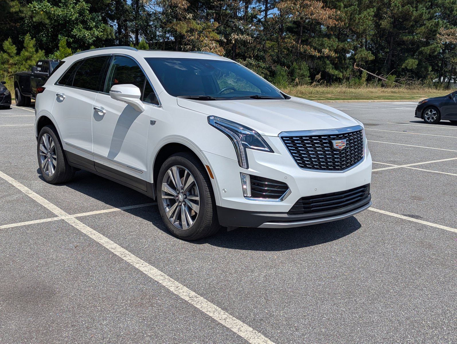 2020 Cadillac XT5 Premium Luxury photo 3