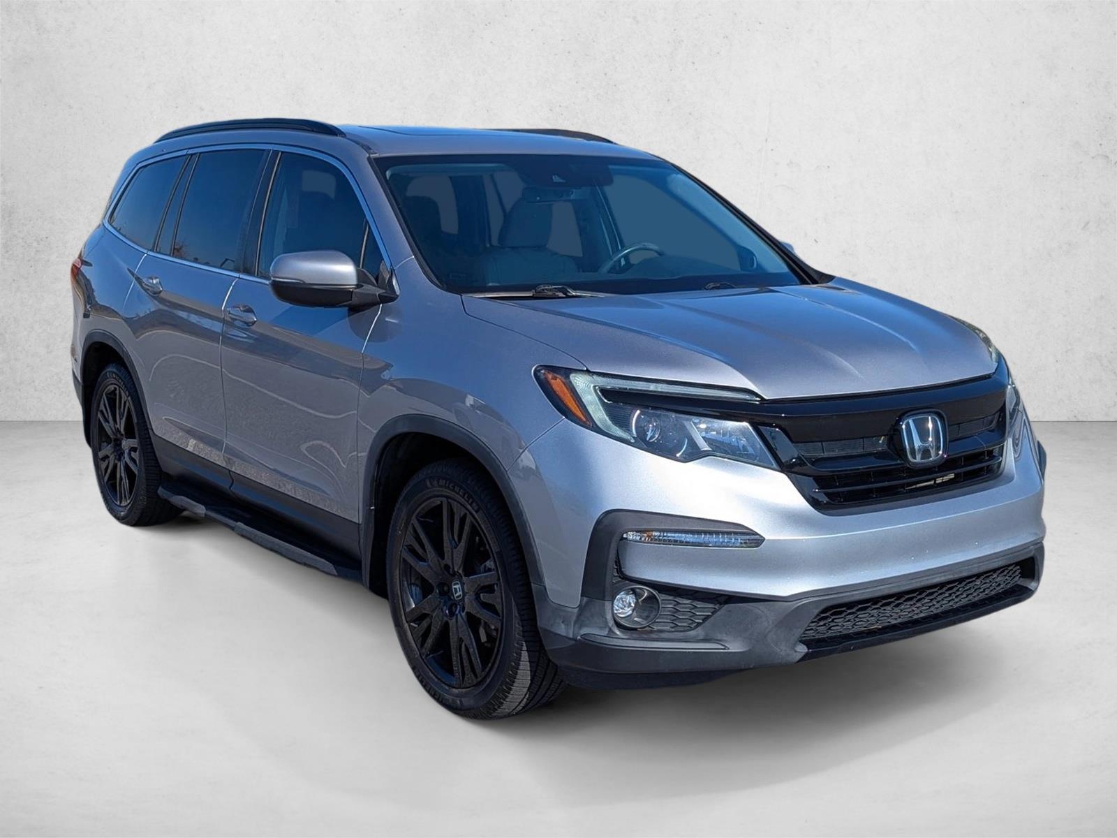2021 Honda Pilot Special Edition photo 3