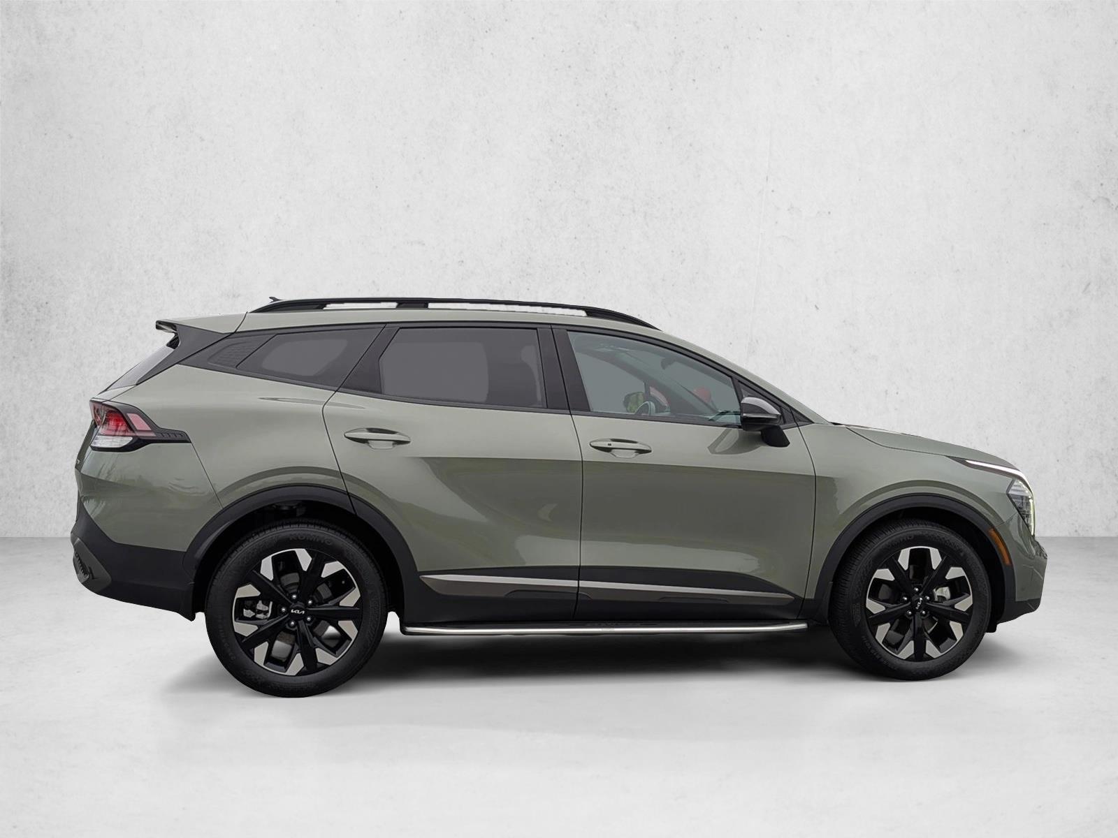 2024 Kia Sportage X-Line photo 2