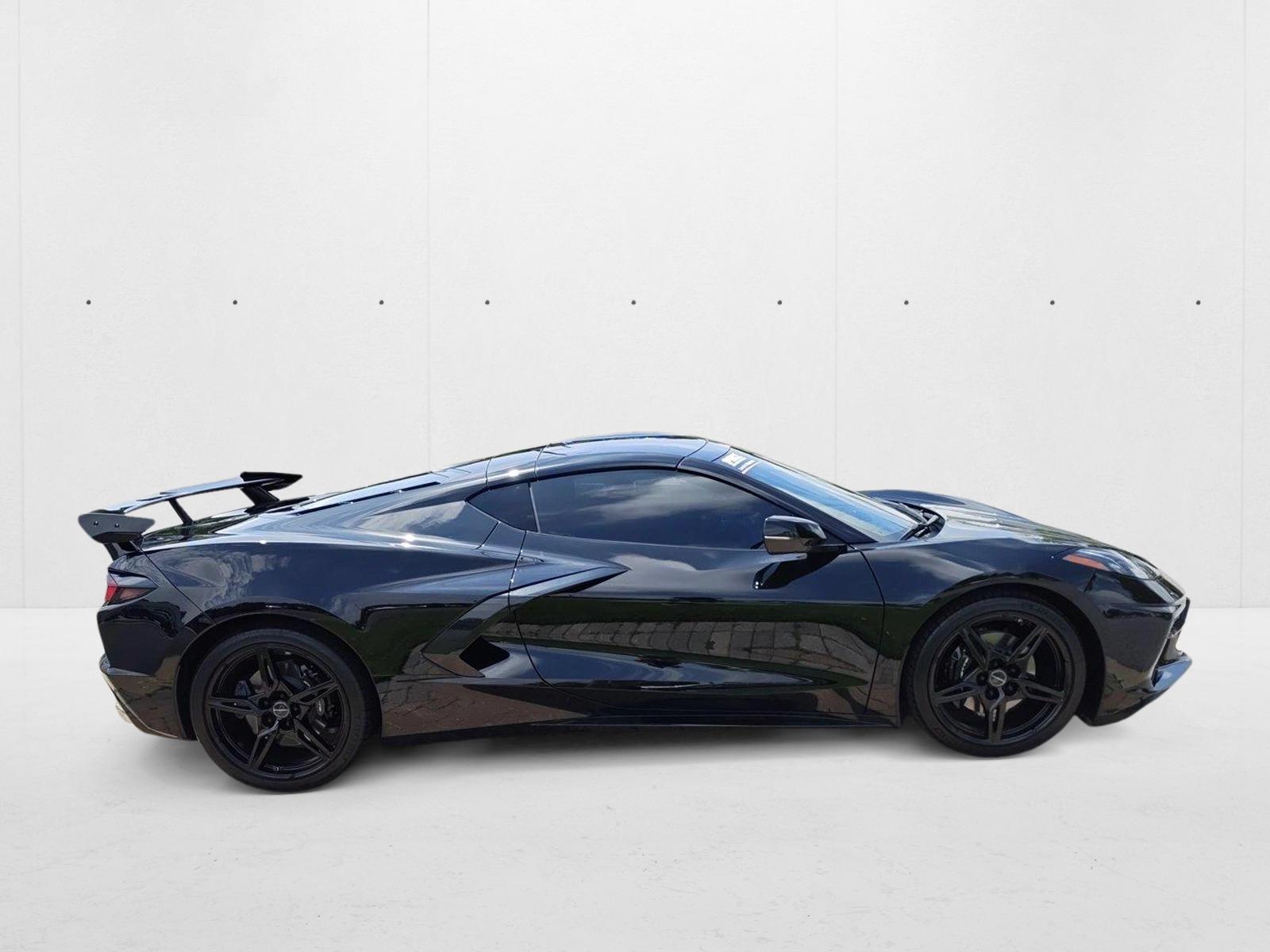 2022 Chevrolet Corvette Stingray 2LT Coupe photo 4