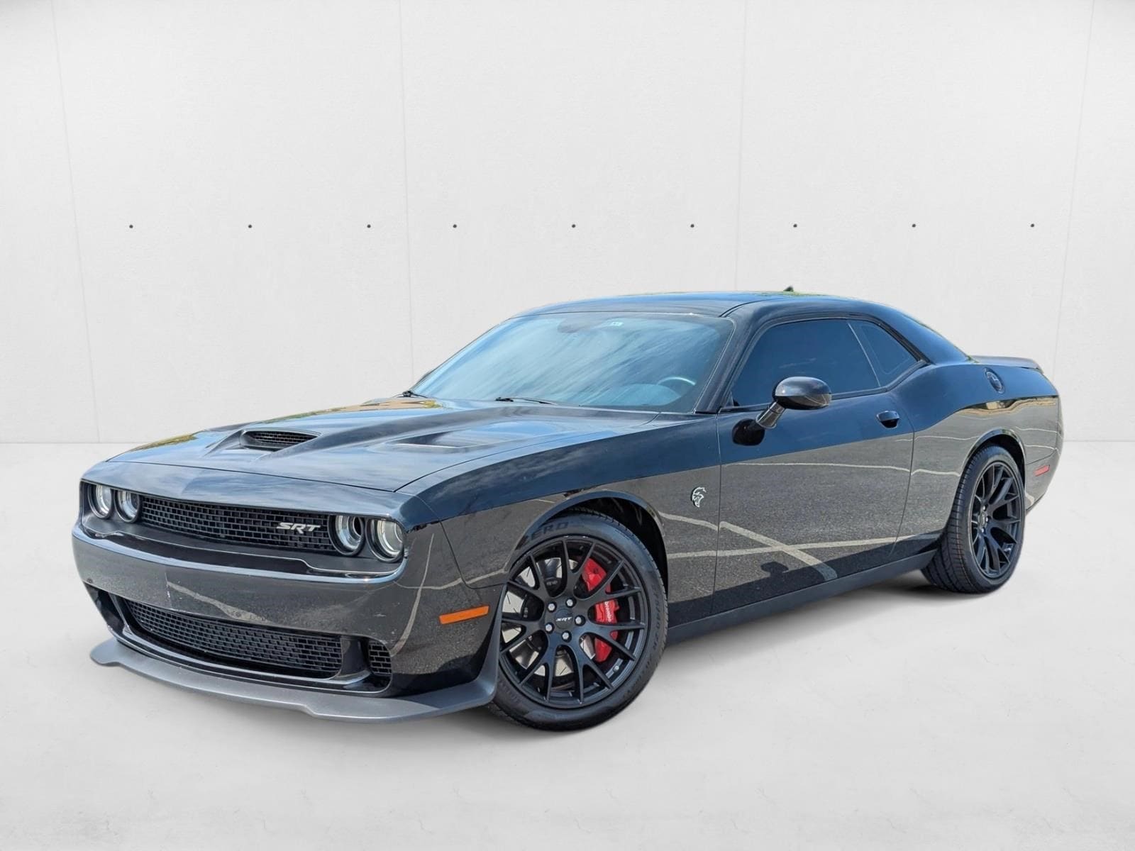 2015 Dodge Challenger SRT's photo